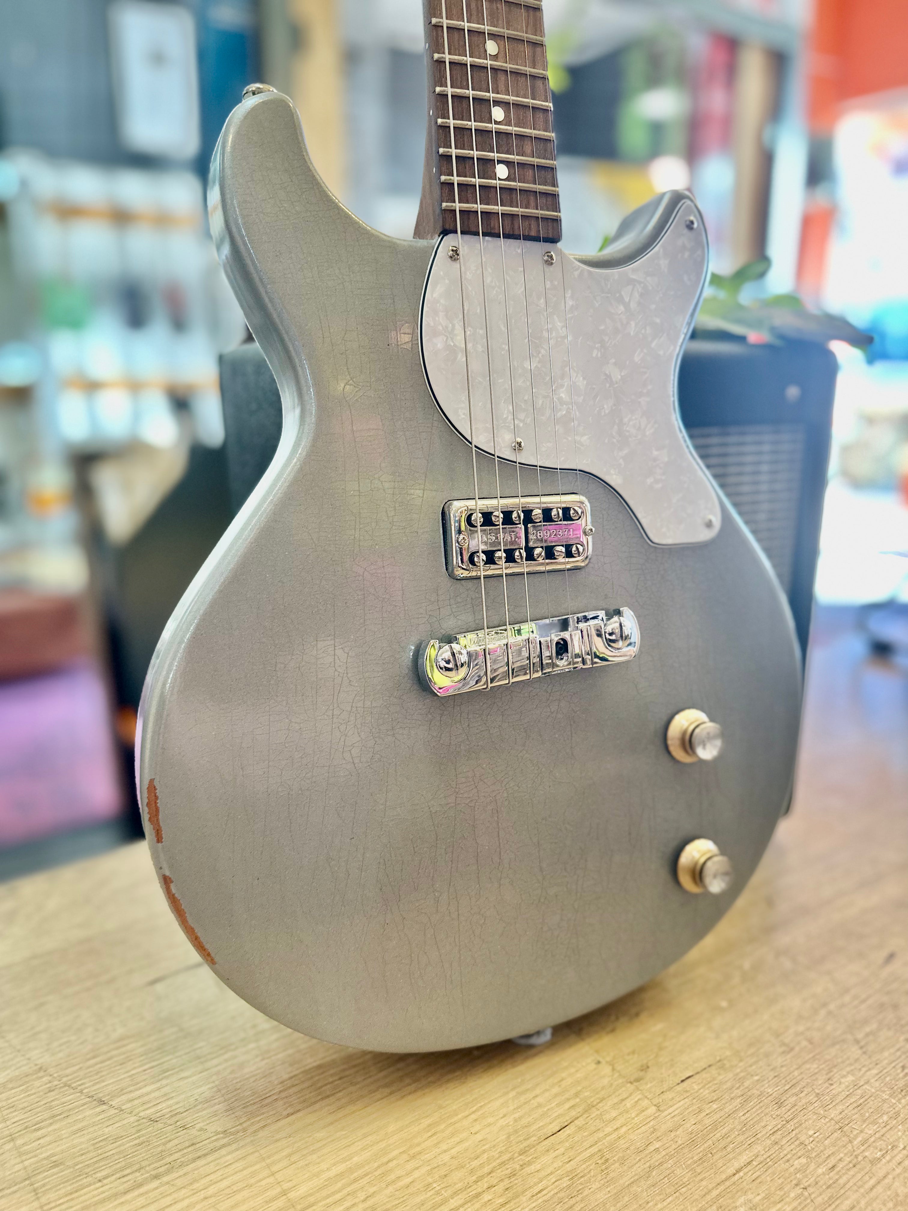 Vander Guitars | Double Cut | Ex Demo | Relic Silver Metallic | SOLD Vander Guitars | Double Cut | Ex Demo | Relic Silver Metallic | SOLD